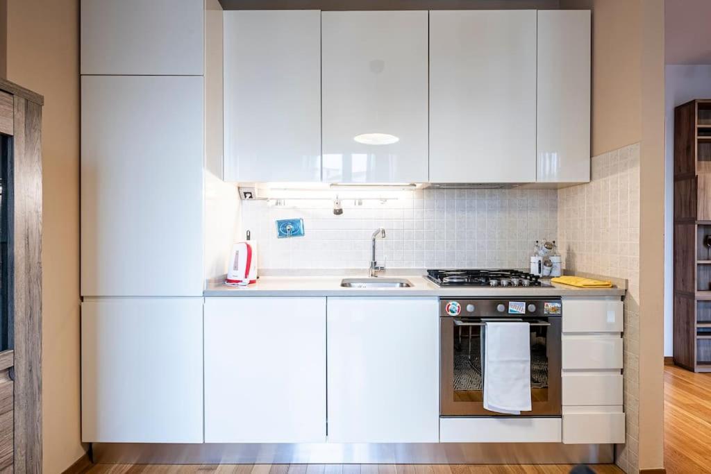 Leopolda Apartment Free Wi-Fi Флоренция Екстериор снимка